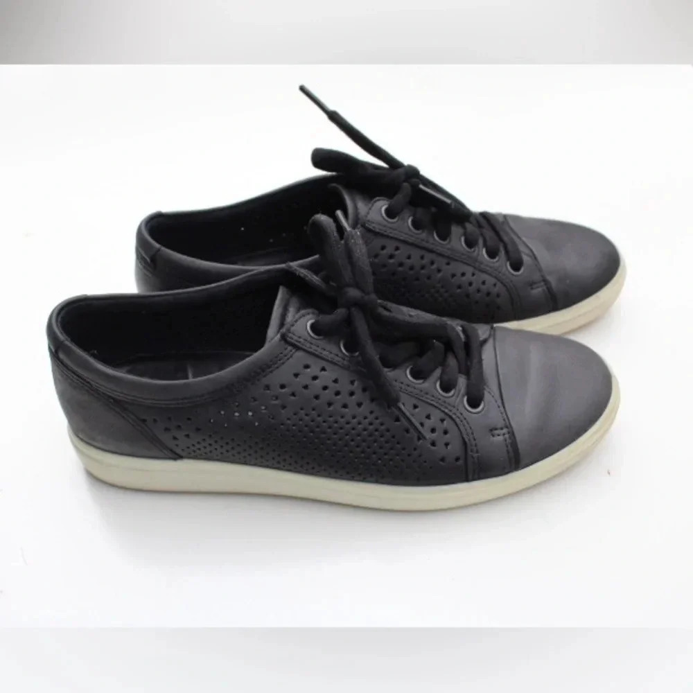 Ecco soft sneakers